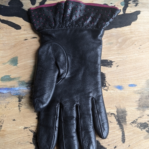 Leather gloves - 6 1/2 - Picture 5 of 10